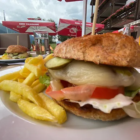 Blinnenhorn Han/Misafirhane 3*