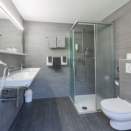 Gasthof Blinnenhorn 3*